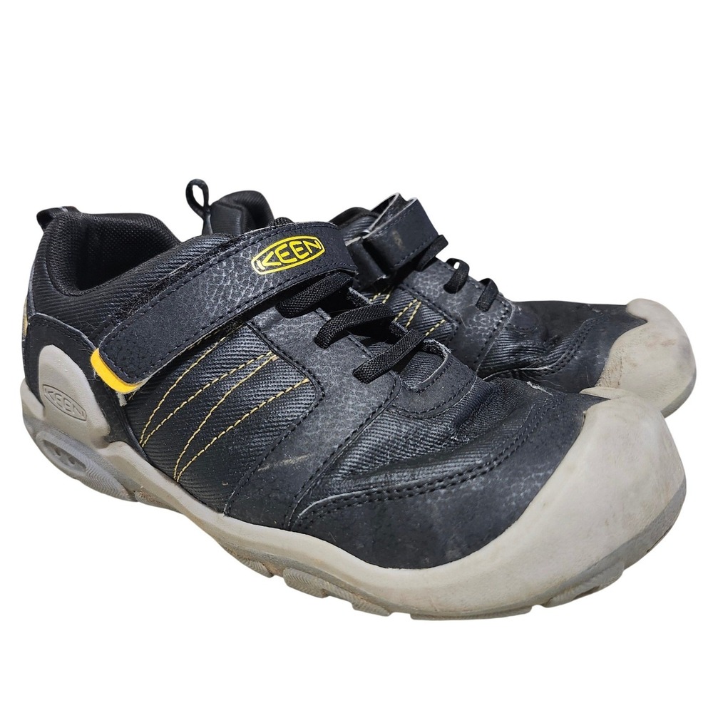 KEEN Kids Chandler CNX Black Yellow Hiking Sneakers Shoes Size US 4